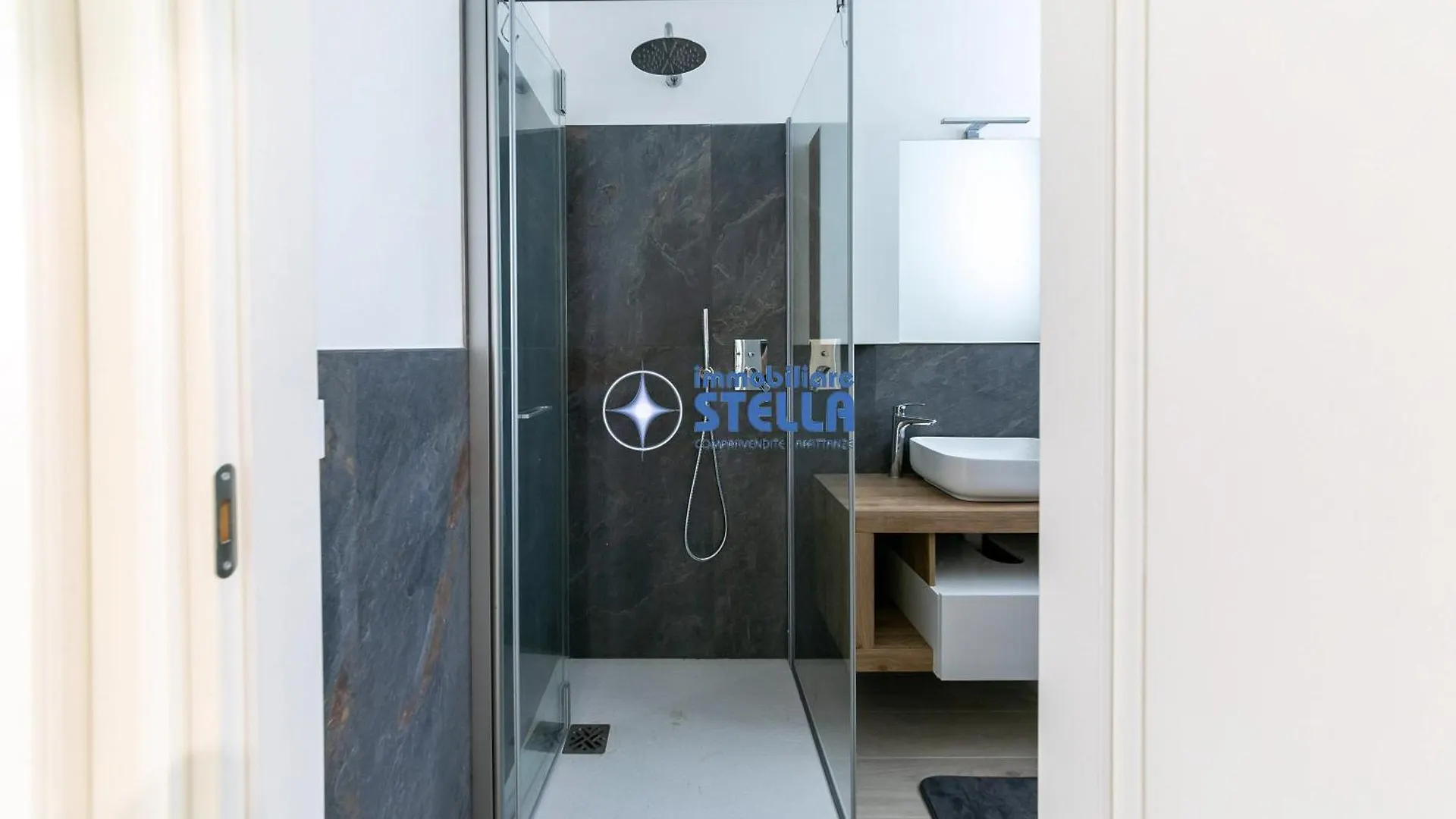 Condominio Lagherta ليدو دي يسولو إيطاليا