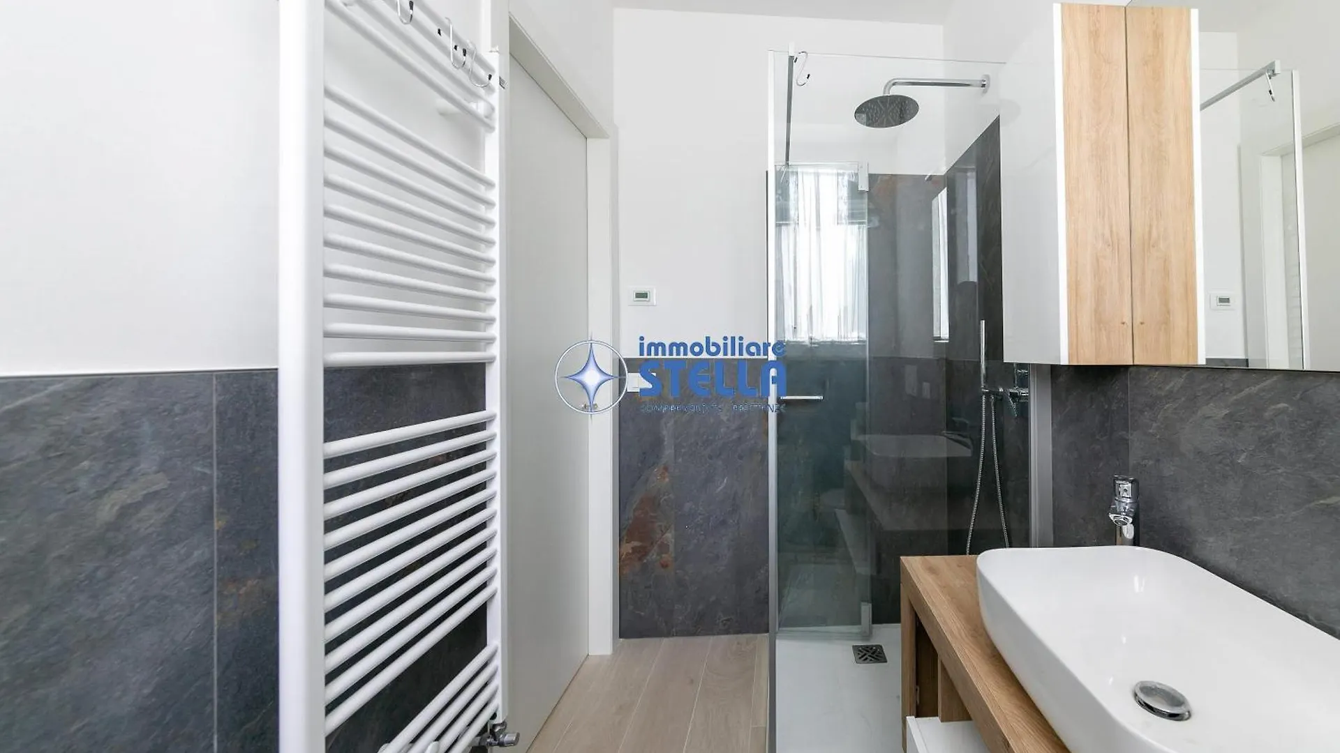 Condominio Lagherta ليدو دي يسولو